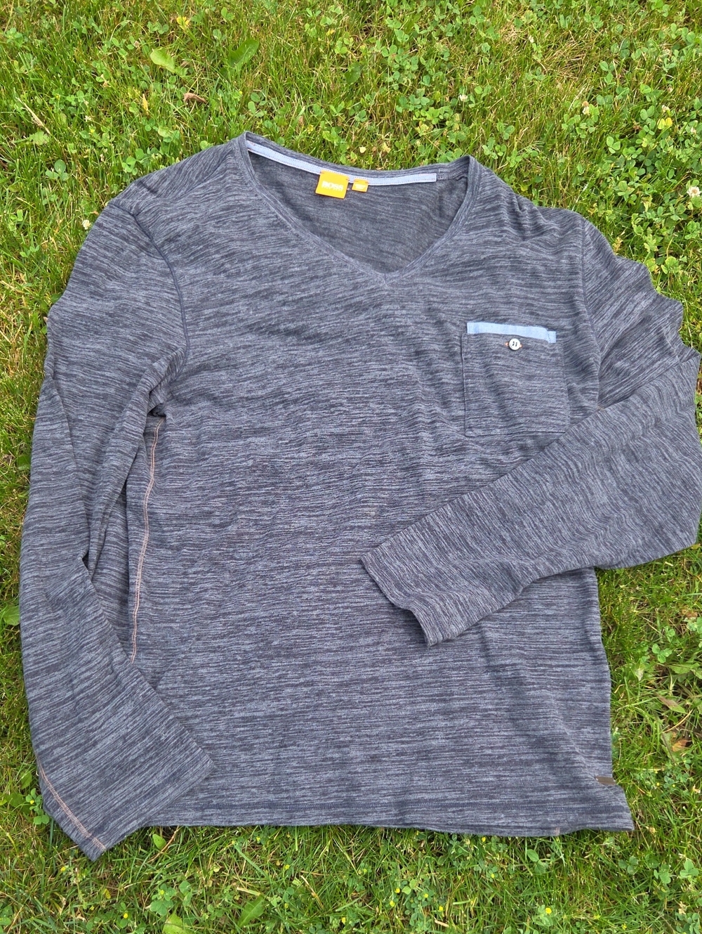 Hugo Boss Men's Long Sleeve Heather Gray V-Neck Shirt